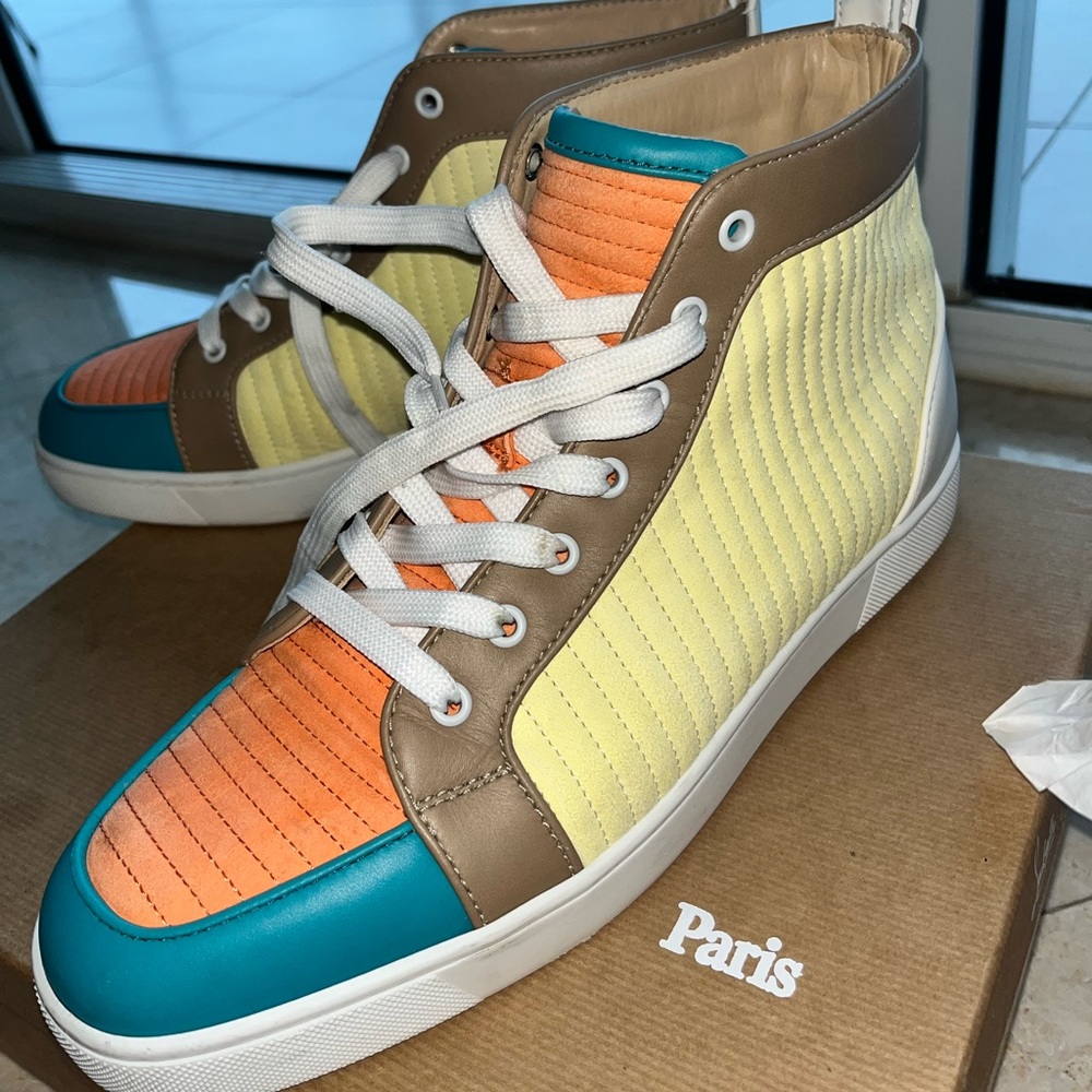 100% authentic Men's Christian Louboutin sneakers. Limited edition (south beach)